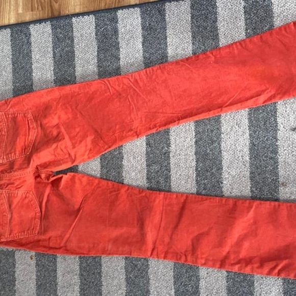 Low Rise Jeans - Picture 2 of 8